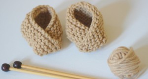 В’яжемо пінетки для малюків