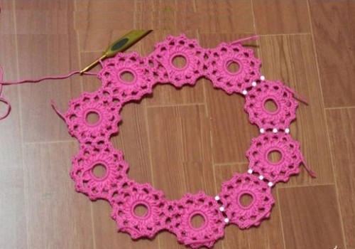 Туніка на круглій кокетці з /tunika-na-kruglij-koketci-z-kvitkovix-motiviv/квіткових мотивів - 4