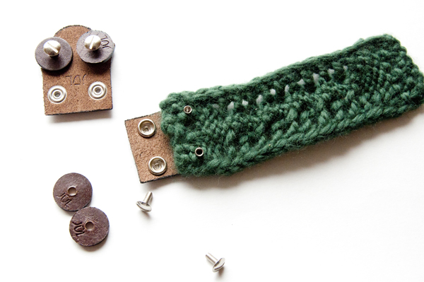 Як зв'язати браслет спицями - 10