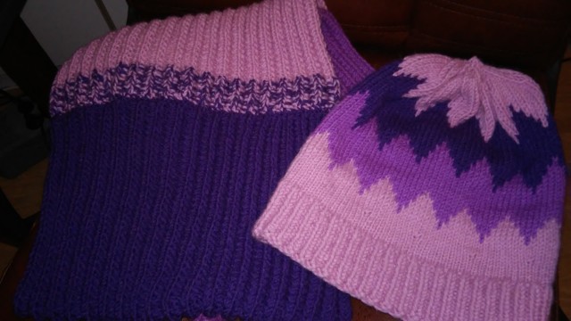 В'язаний комплект 