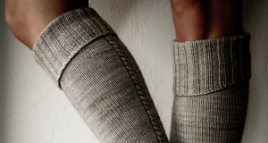 В’яжемо гетри з рельєфним ві#8217;яжемо гетри з рельєфним візерунком В'яжемо г/yak-zvyazati-dityache-pokrivalo/три з рельєфним візерунком