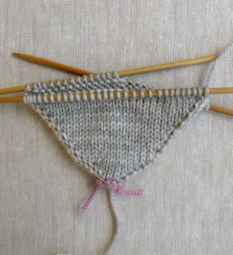 В'яжемо гетри з рельєфним візерунком - 5