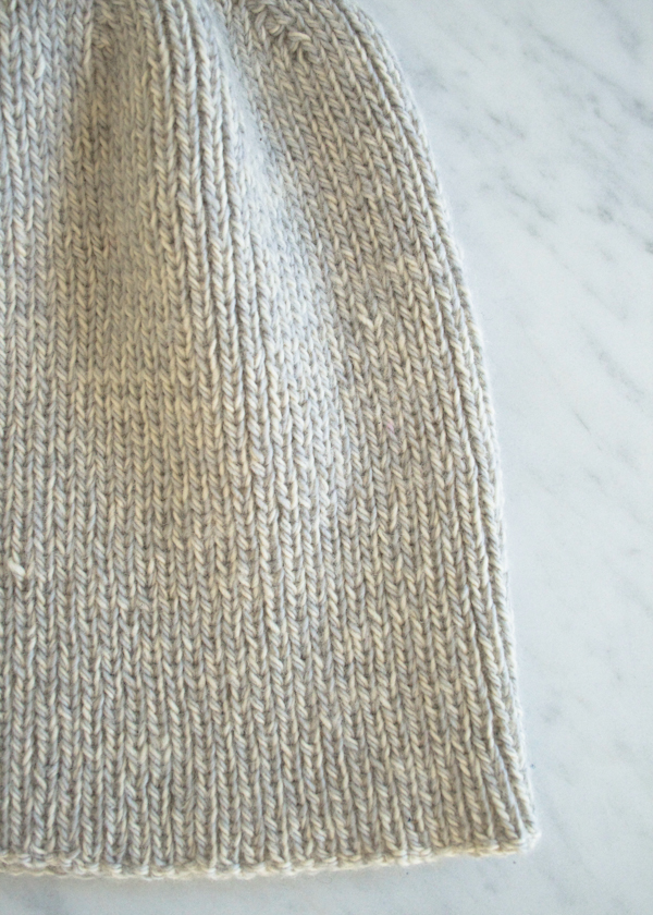 В'язана шапочка спицями для мужчинчиків - 6