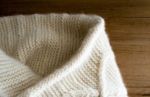 В’язаний білий снуд з косами сп#8217;язаний білий снуд з косами спицями В'/tag/snud/заний подвійний снуд з косами спицями