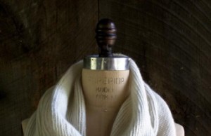 В’язаний снуд (шарф-хо#039;язаний снуд (шарф-хомут) у два оберти спицями