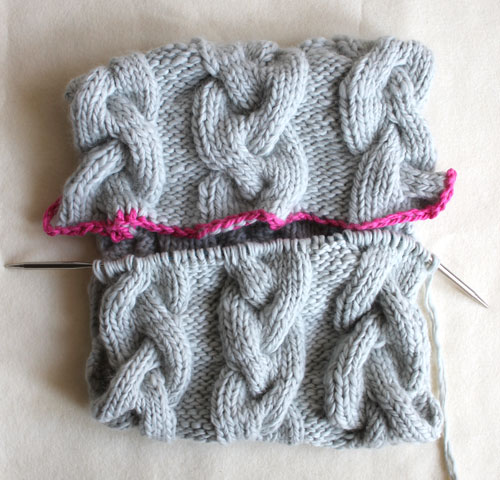 Снуд-хомут з об'ємними косами спицями - 3