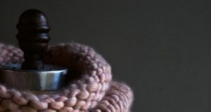 Снуд (шарф-хомут) з товстої пряжі спицями В'язаний снуд з товстої пряжі - 1