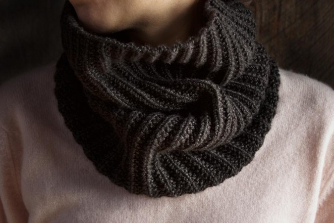 В'язаний шарф хомут в один оберт - 1