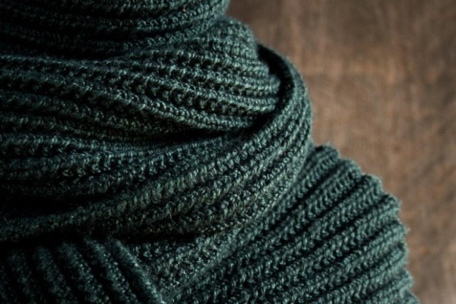 /sharf-francuzkoyu-rezinkoyu/Простий універсальний шарф - 1