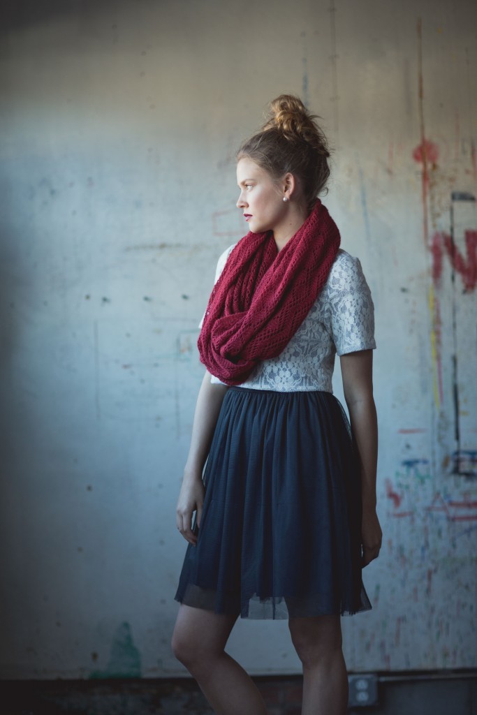 В'язаний легенький шарф-хомут для літа - 2