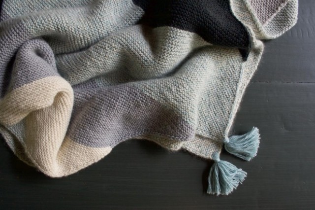 Коцик з картатими полосками - 1 /pryamokutnij-pled-spicyami/"Коцик