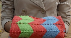 В'язаний дитячий пледик "Кольрові зігзаги" - 1