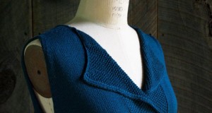 В'язана безрукавка лицьовою гладдю та елементами візерунку Рис - 1